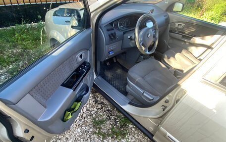 KIA Carens I (RS), 2006 год, 250 000 рублей, 7 фотография