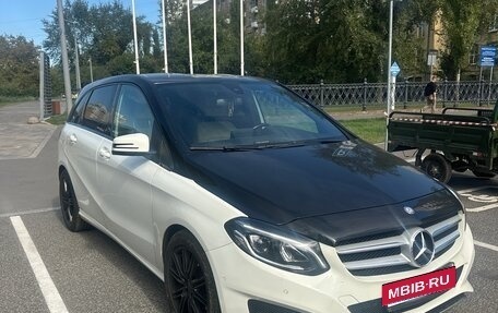 Mercedes-Benz B-Класс, 2014 год, 1 800 000 рублей, 2 фотография