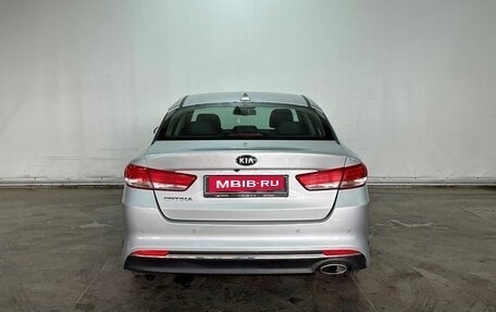 KIA Optima IV, 2017 год, 1 400 000 рублей, 6 фотография