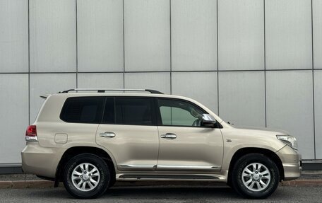 Toyota Land Cruiser 200, 2010 год, 3 737 371 рублей, 5 фотография