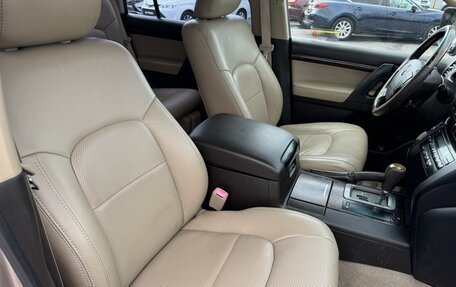 Toyota Land Cruiser 200, 2010 год, 3 737 371 рублей, 8 фотография