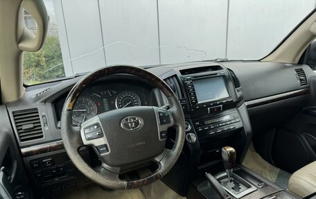 Toyota Land Cruiser 200, 2010 год, 3 737 371 рублей, 6 фотография