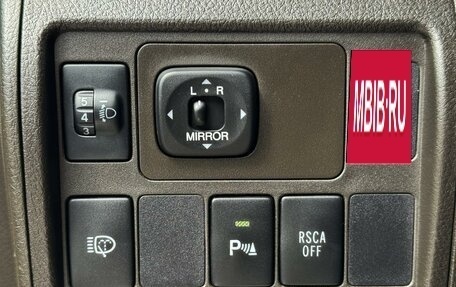 Toyota Land Cruiser 200, 2010 год, 3 737 371 рублей, 18 фотография