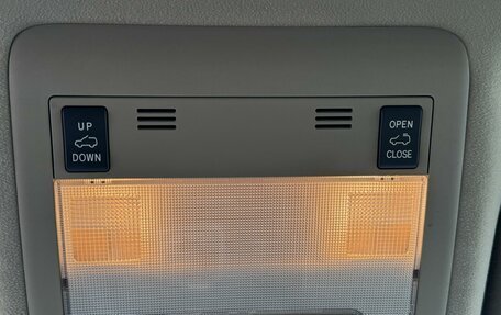 Toyota Land Cruiser 200, 2010 год, 3 737 371 рублей, 19 фотография