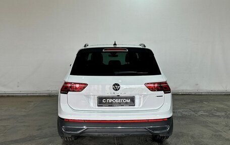 Volkswagen Tiguan II, 2021 год, 3 750 000 рублей, 6 фотография