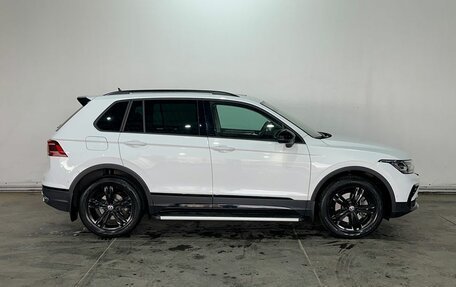 Volkswagen Tiguan II, 2021 год, 3 750 000 рублей, 8 фотография