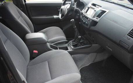 Toyota Hilux VII, 2012 год, 2 357 000 рублей, 10 фотография