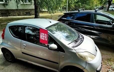 Peugeot 107 I рестайлинг, 2007 год, 130 000 рублей, 5 фотография