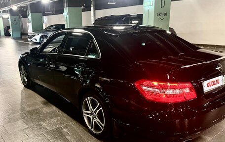 Mercedes-Benz E-Класс, 2011 год, 1 760 000 рублей, 2 фотография