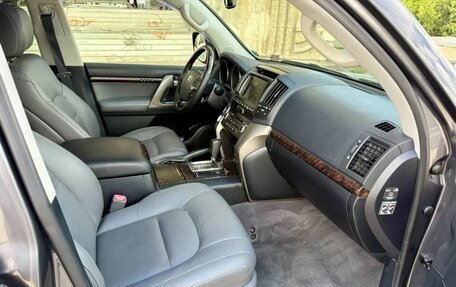 Toyota Land Cruiser 200, 2008 год, 2 870 000 рублей, 14 фотография