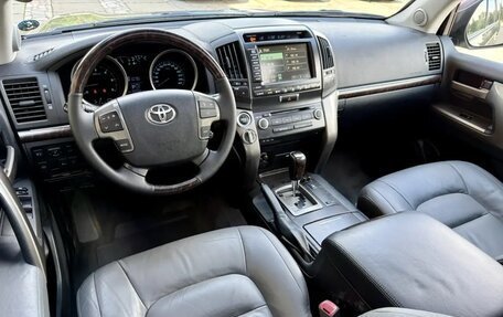 Toyota Land Cruiser 200, 2008 год, 2 870 000 рублей, 19 фотография