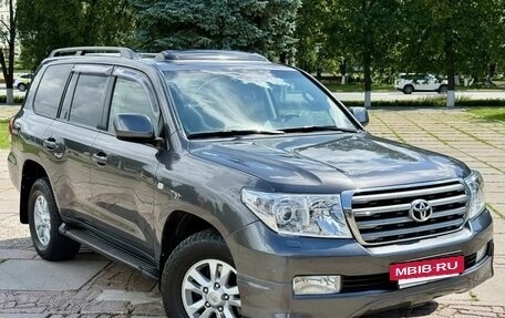 Toyota Land Cruiser 200, 2008 год, 2 870 000 рублей, 8 фотография