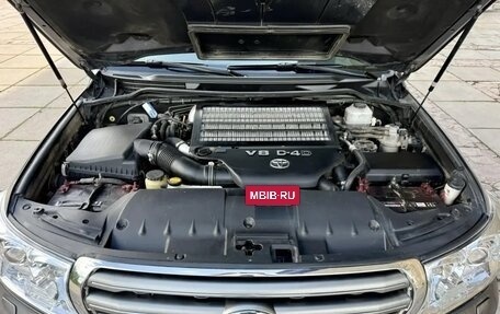 Toyota Land Cruiser 200, 2008 год, 2 870 000 рублей, 22 фотография