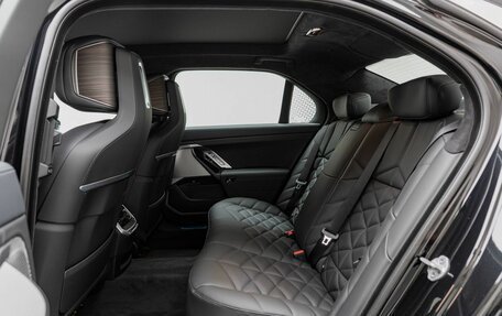 BMW 7 серия, 2025 год, 14 490 000 рублей, 25 фотография