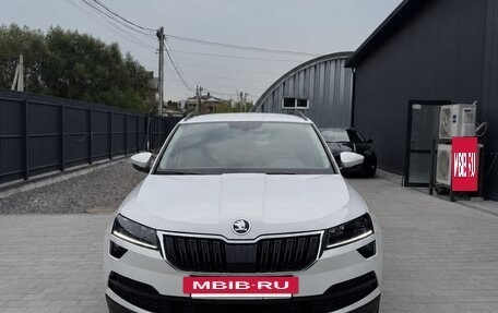 Skoda Karoq I, 2021 год, 2 220 000 рублей, 2 фотография