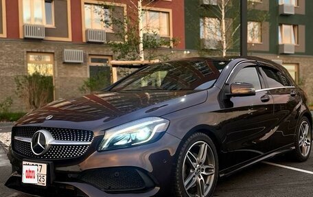 Mercedes-Benz A-Класс, 2017 год, 1 576 000 рублей, 2 фотография