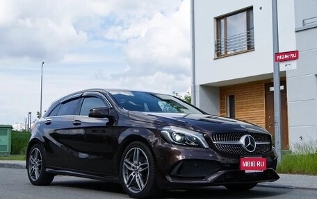 Mercedes-Benz A-Класс, 2017 год, 1 576 000 рублей, 4 фотография