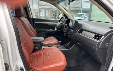 Mitsubishi Outlander III рестайлинг 3, 2013 год, 1 247 000 рублей, 7 фотография