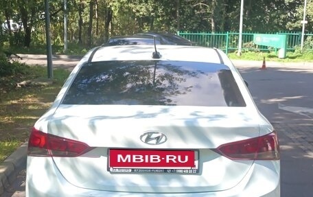 Hyundai Solaris II рестайлинг, 2019 год, 950 000 рублей, 2 фотография