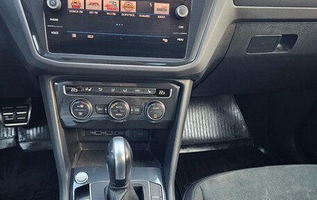 Volkswagen Tiguan II, 2019 год, 2 850 000 рублей, 11 фотография