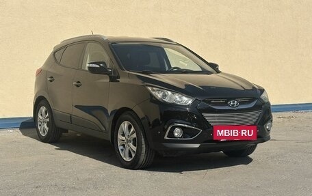 Hyundai ix35 I рестайлинг, 2013 год, 1 300 000 рублей, 3 фотография