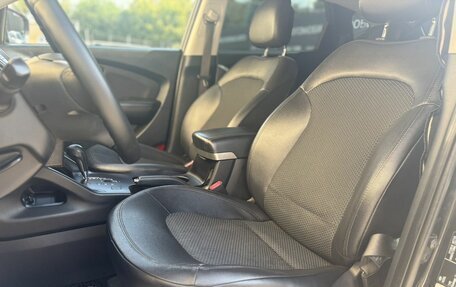 Hyundai ix35 I рестайлинг, 2013 год, 1 300 000 рублей, 15 фотография