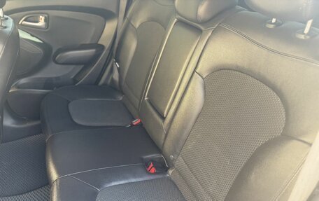 Hyundai ix35 I рестайлинг, 2013 год, 1 300 000 рублей, 16 фотография