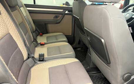 Volkswagen Touran III, 2008 год, 684 000 рублей, 17 фотография