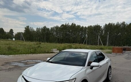 Toyota Camry, 2019 год, 2 900 000 рублей, 3 фотография