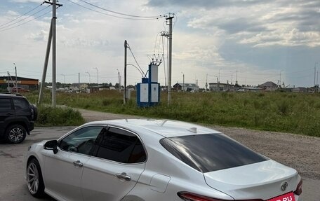 Toyota Camry, 2019 год, 2 900 000 рублей, 2 фотография
