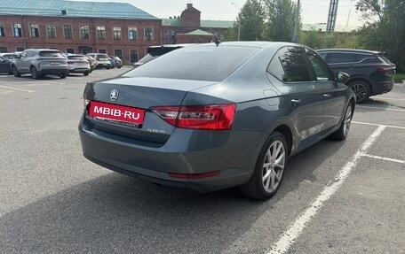 Skoda Superb III рестайлинг, 2018 год, 1 700 000 рублей, 3 фотография