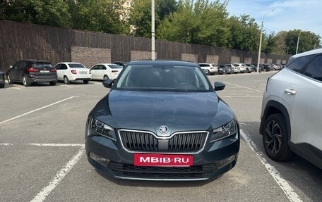 Skoda Superb III рестайлинг, 2018 год, 1 700 000 рублей, 4 фотография