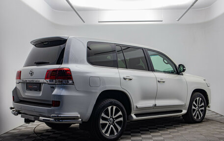 Toyota Land Cruiser 200, 2016 год, 5 248 000 рублей, 4 фотография