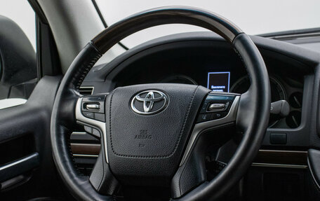 Toyota Land Cruiser 200, 2016 год, 5 248 000 рублей, 13 фотография