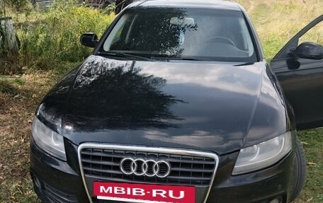 Audi A4, 2011 год, 970 000 рублей, 6 фотография