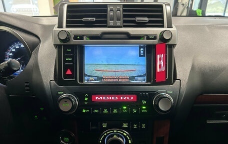 Toyota Land Cruiser Prado 150 рестайлинг 2, 2015 год, 2 799 000 рублей, 13 фотография