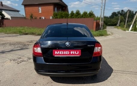 Skoda Rapid I, 2018 год, 800 000 рублей, 6 фотография