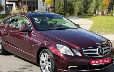 Mercedes-Benz E-Класс, 2010 год, 1 630 000 рублей, 8 фотография