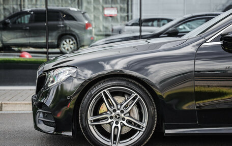 Mercedes-Benz E-Класс, 2017 год, 3 600 000 рублей, 10 фотография