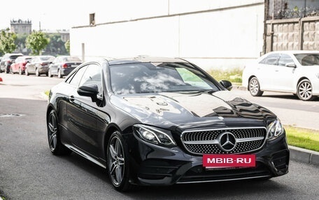 Mercedes-Benz E-Класс, 2017 год, 3 600 000 рублей, 5 фотография