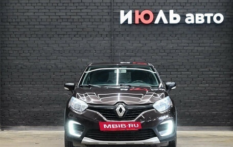 Renault Kaptur I рестайлинг, 2018 год, 1 280 000 рублей, 2 фотография