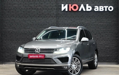 Volkswagen Touareg III, 2015 год, 2 800 000 рублей, 1 фотография
