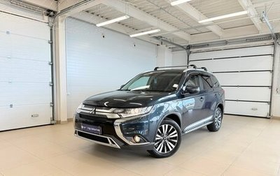 Mitsubishi Outlander III рестайлинг 3, 2019 год, 2 949 900 рублей, 1 фотография