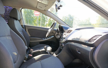 Hyundai Solaris II рестайлинг, 2014 год, 716 000 рублей, 13 фотография