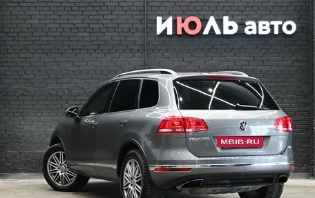 Volkswagen Touareg III, 2015 год, 2 800 000 рублей, 6 фотография