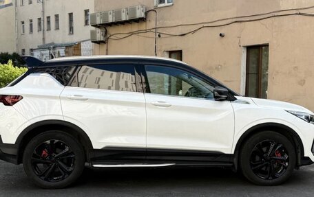 Geely Coolray I, 2022 год, 1 800 000 рублей, 4 фотография