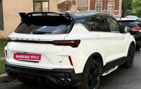 Geely Coolray I, 2022 год, 1 800 000 рублей, 5 фотография