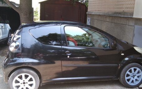 Peugeot 107 I рестайлинг, 2007 год, 550 000 рублей, 2 фотография