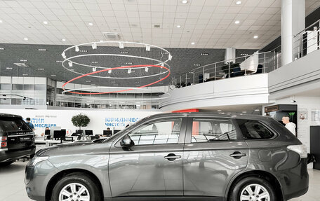 Mitsubishi Outlander III рестайлинг 3, 2014 год, 1 550 000 рублей, 12 фотография