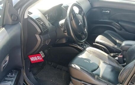 Mitsubishi Outlander III рестайлинг 3, 2008 год, 1 250 000 рублей, 11 фотография